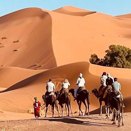 Bed and Breakfast Camel Luxury Camp Мерзуга Экстерьер фото