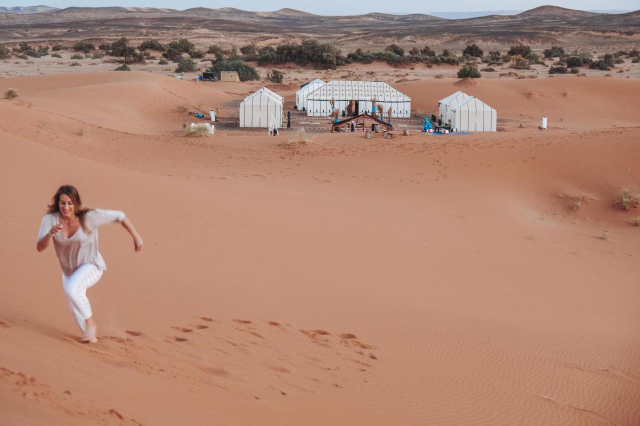 Bed and Breakfast Camel Luxury Camp Мерзуга Экстерьер фото