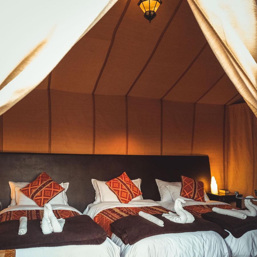 Bed and Breakfast Camel Luxury Camp Мерзуга Экстерьер фото