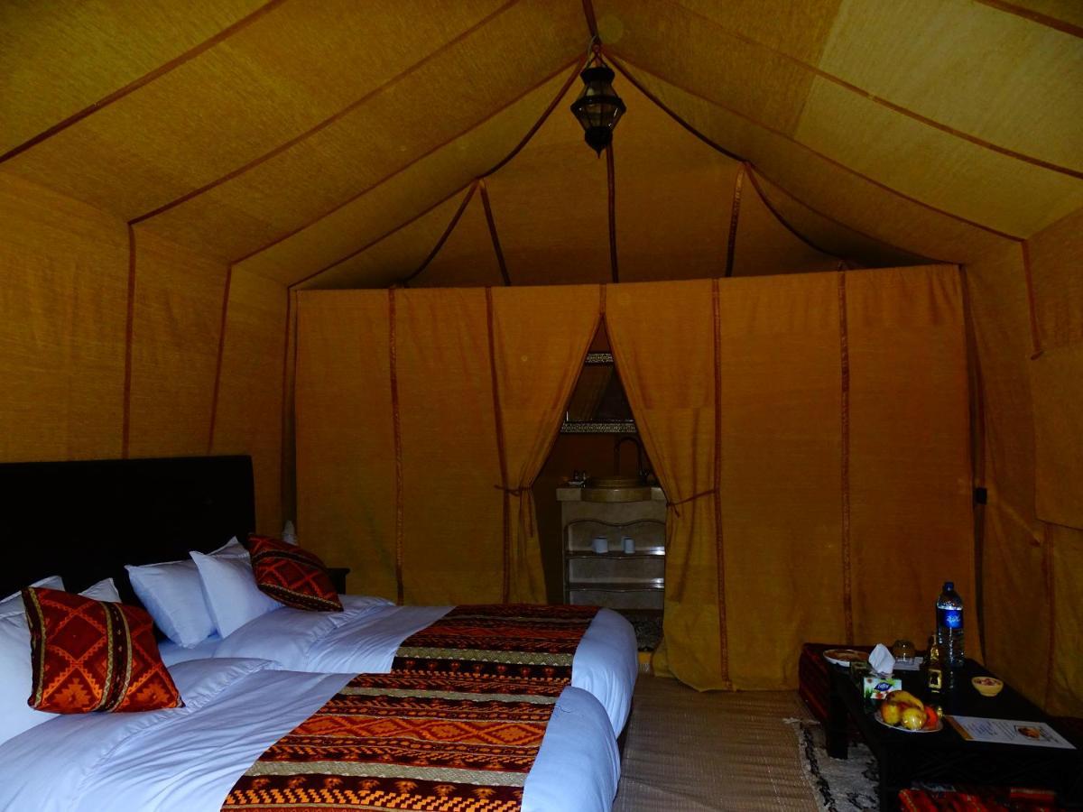 Bed and Breakfast Camel Luxury Camp Мерзуга Экстерьер фото