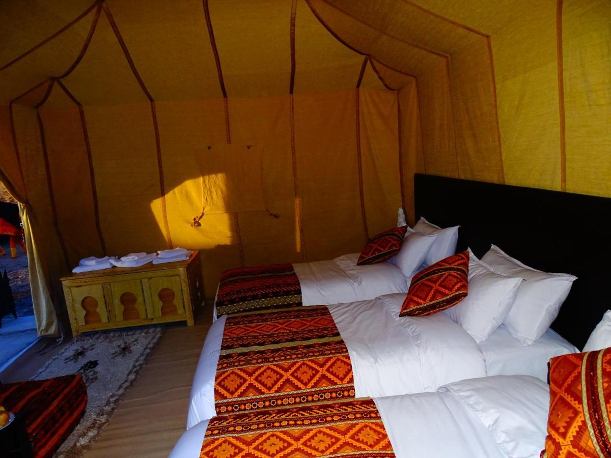 Bed and Breakfast Camel Luxury Camp Мерзуга Экстерьер фото