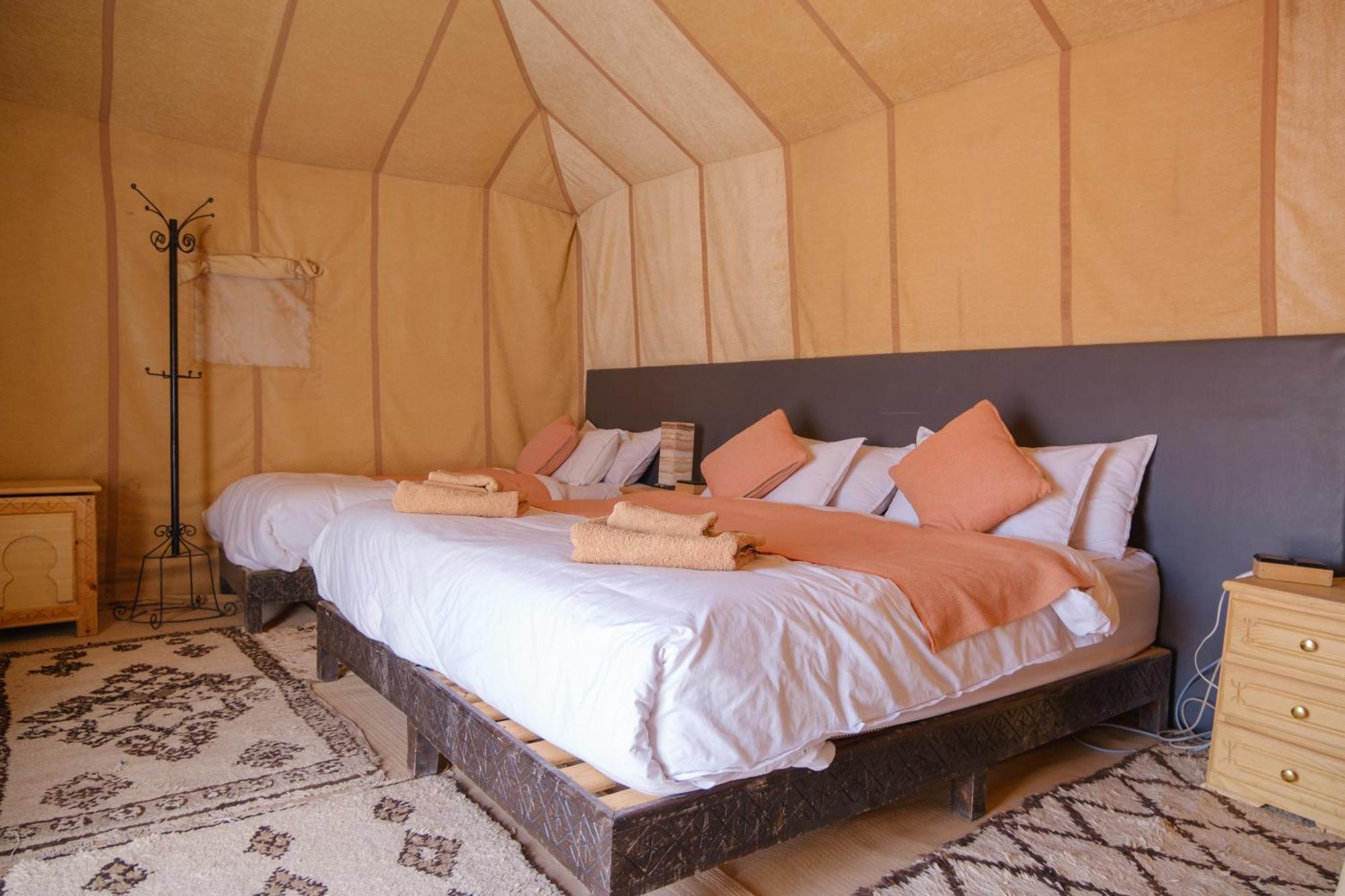 Bed and Breakfast Camel Luxury Camp Мерзуга Экстерьер фото
