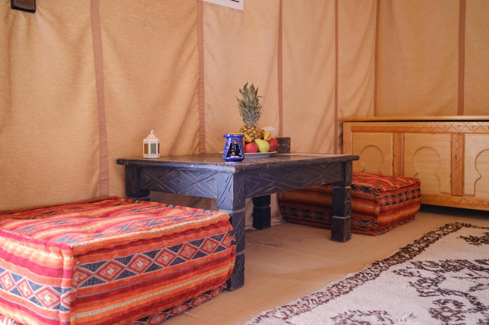 Bed and Breakfast Camel Luxury Camp Мерзуга Экстерьер фото